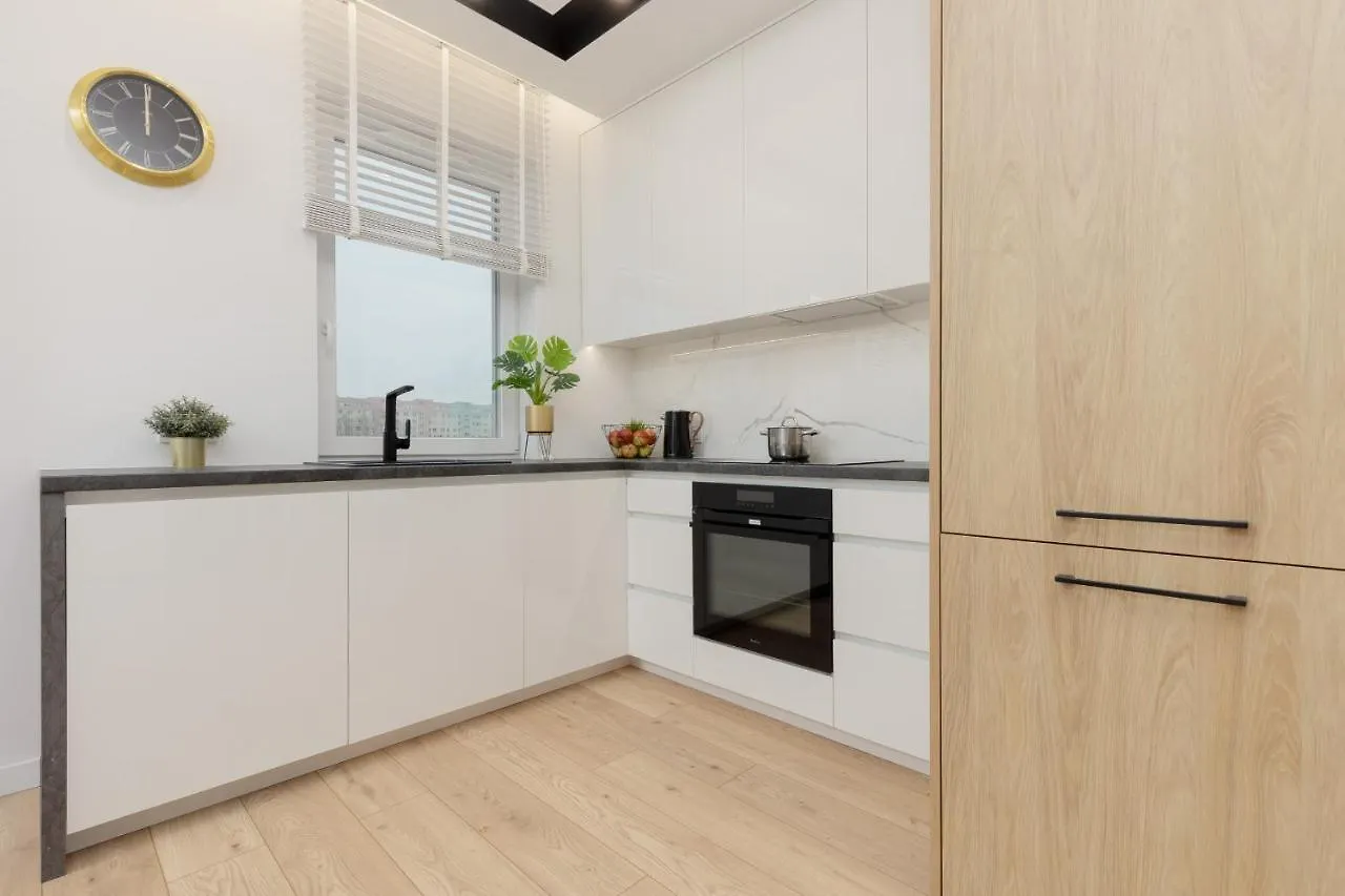 Loft Apartment With Parking In Warsaw By Noclegi Renters