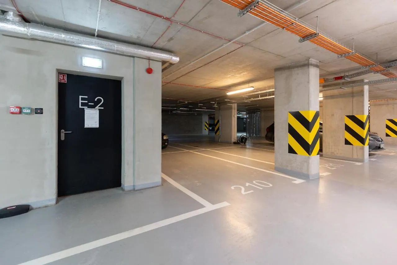 Loft Apartment With Parking In Warsaw By Noclegi Renters Polónia