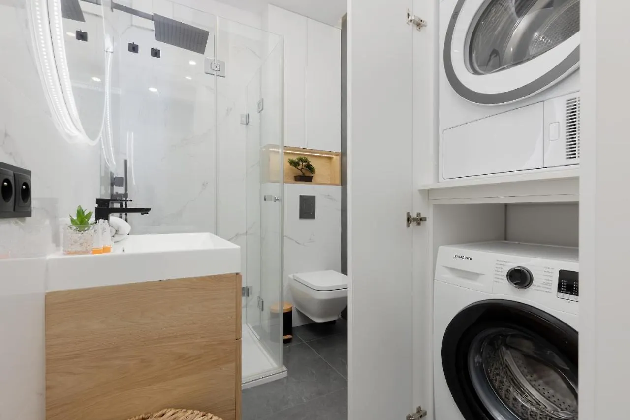 Loft Apartment With Parking In Warsaw By Noclegi Renters Polónia